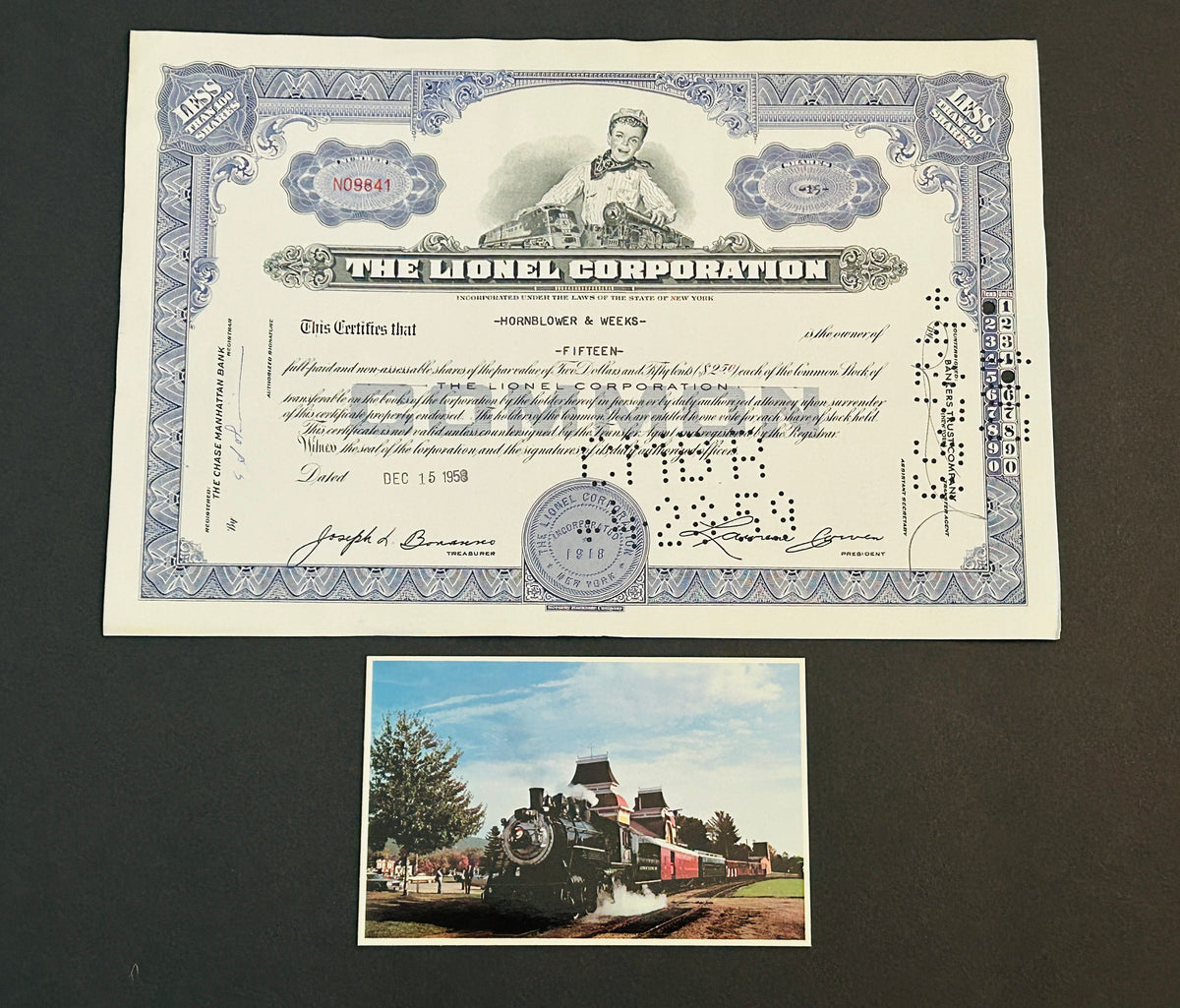 LIONEL TRAIN CORPORATION Authentic Stock Certificate, Year 1958 with postcard, Purple